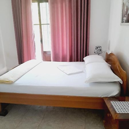 Vila Aliaj Luxury Apartment With 2 Rooms With Private Wonderful Terrace دراس المظهر الخارجي الصورة