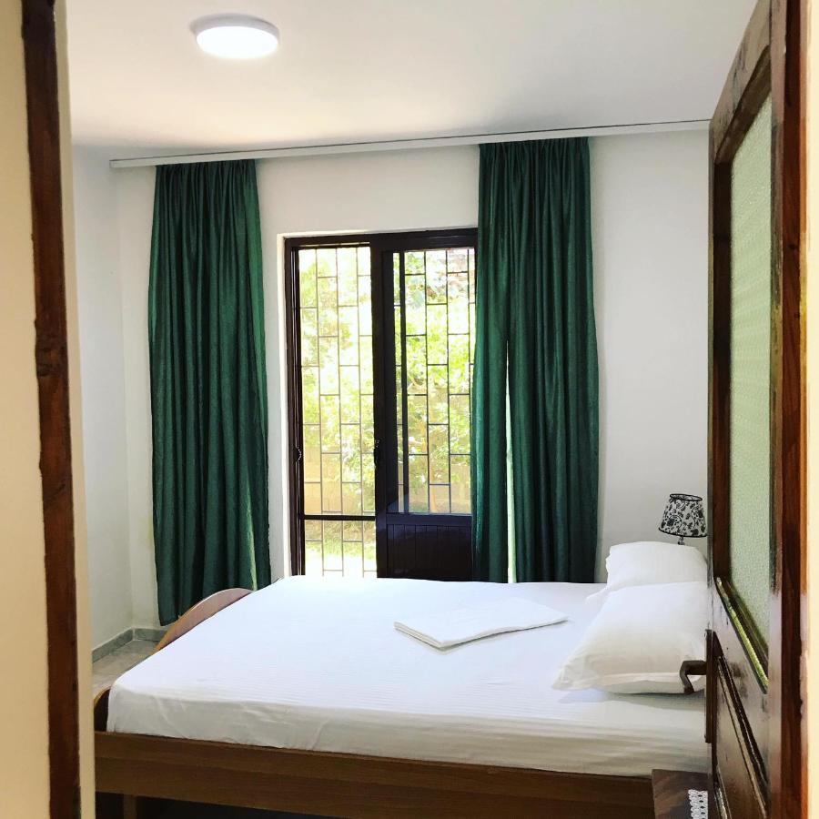 Vila Aliaj Luxury Apartment With 2 Rooms With Private Wonderful Terrace دراس المظهر الخارجي الصورة