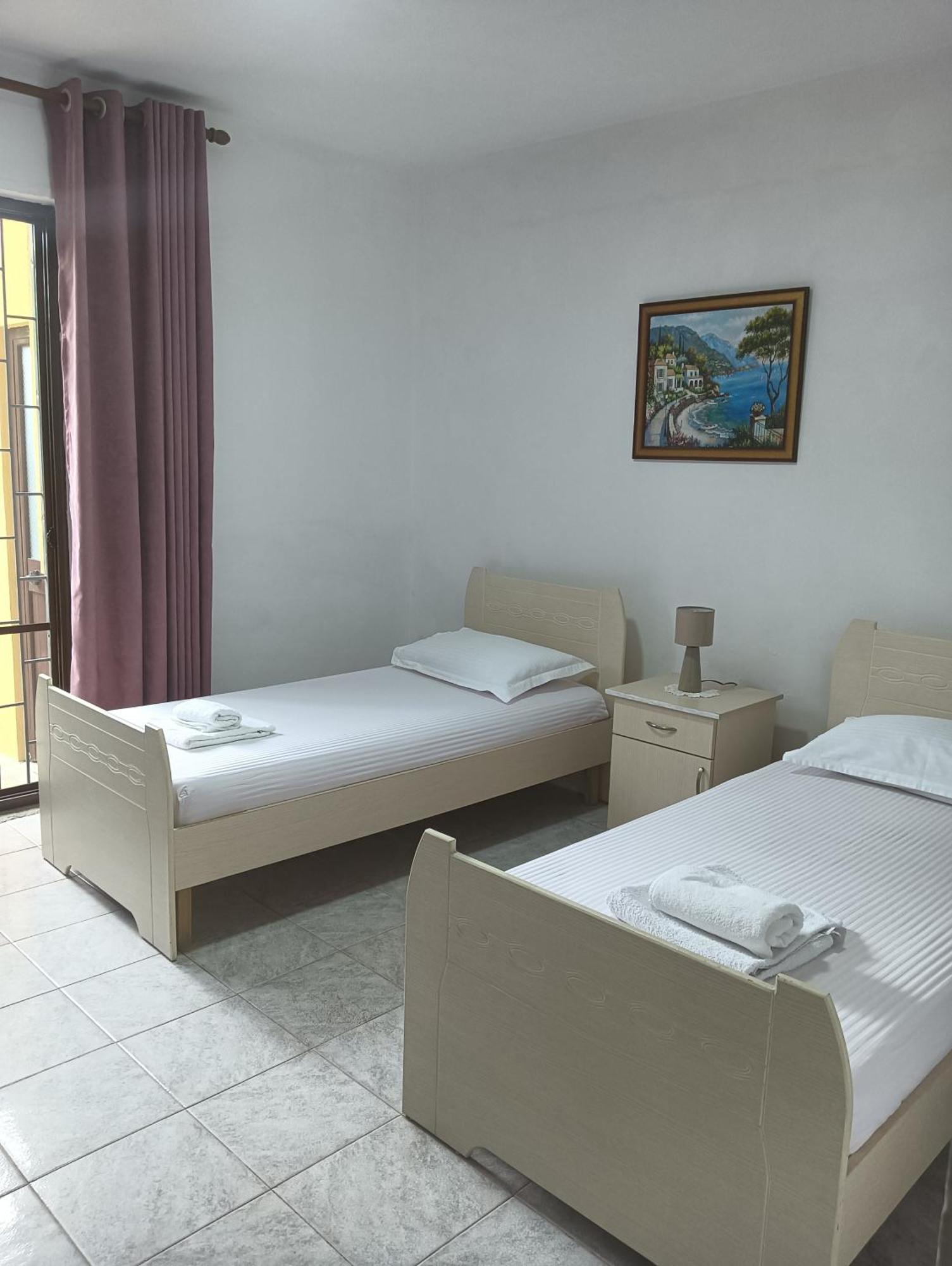 Vila Aliaj Luxury Apartment With 2 Rooms With Private Wonderful Terrace دراس المظهر الخارجي الصورة