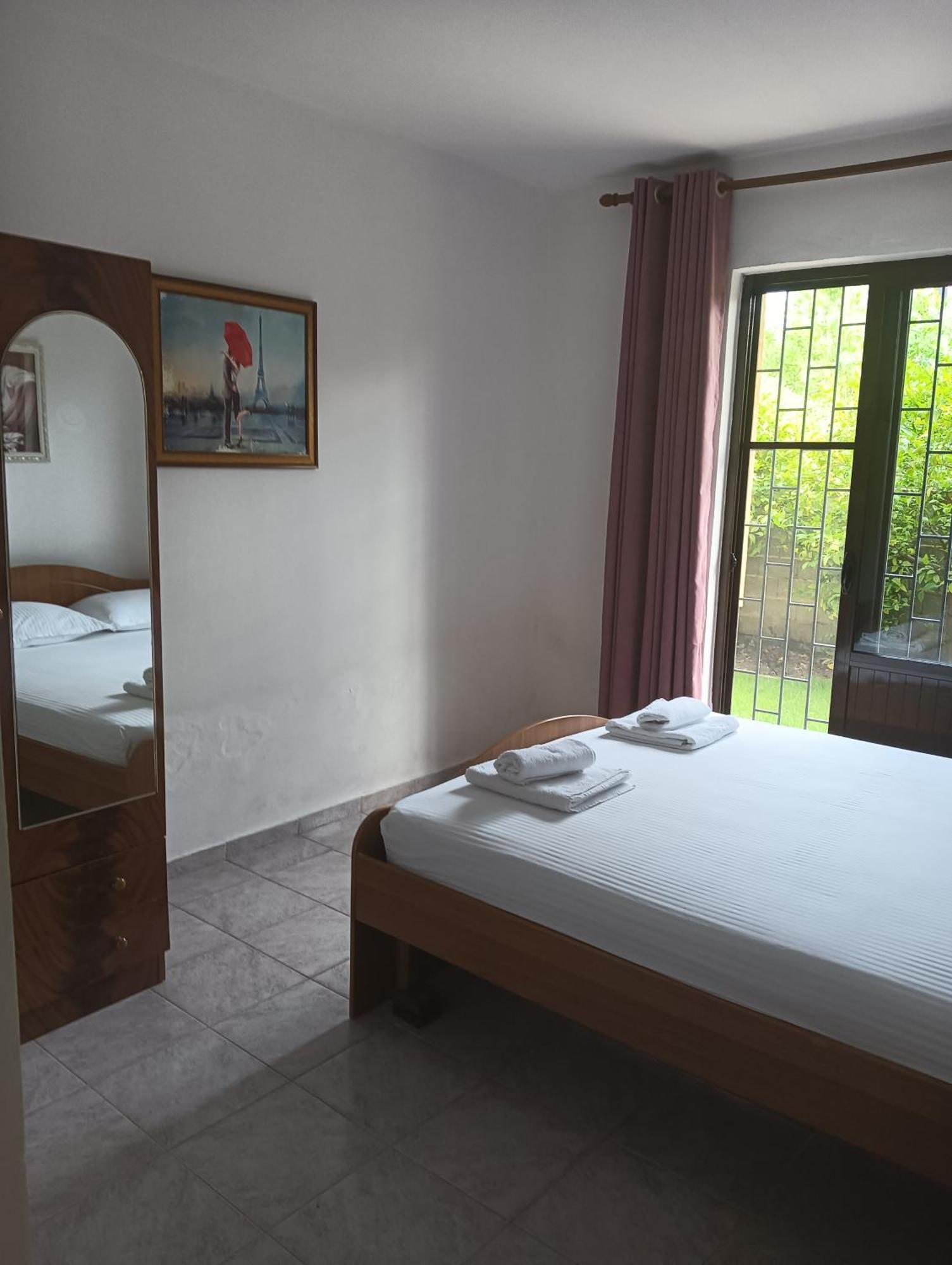 Vila Aliaj Luxury Apartment With 2 Rooms With Private Wonderful Terrace دراس المظهر الخارجي الصورة