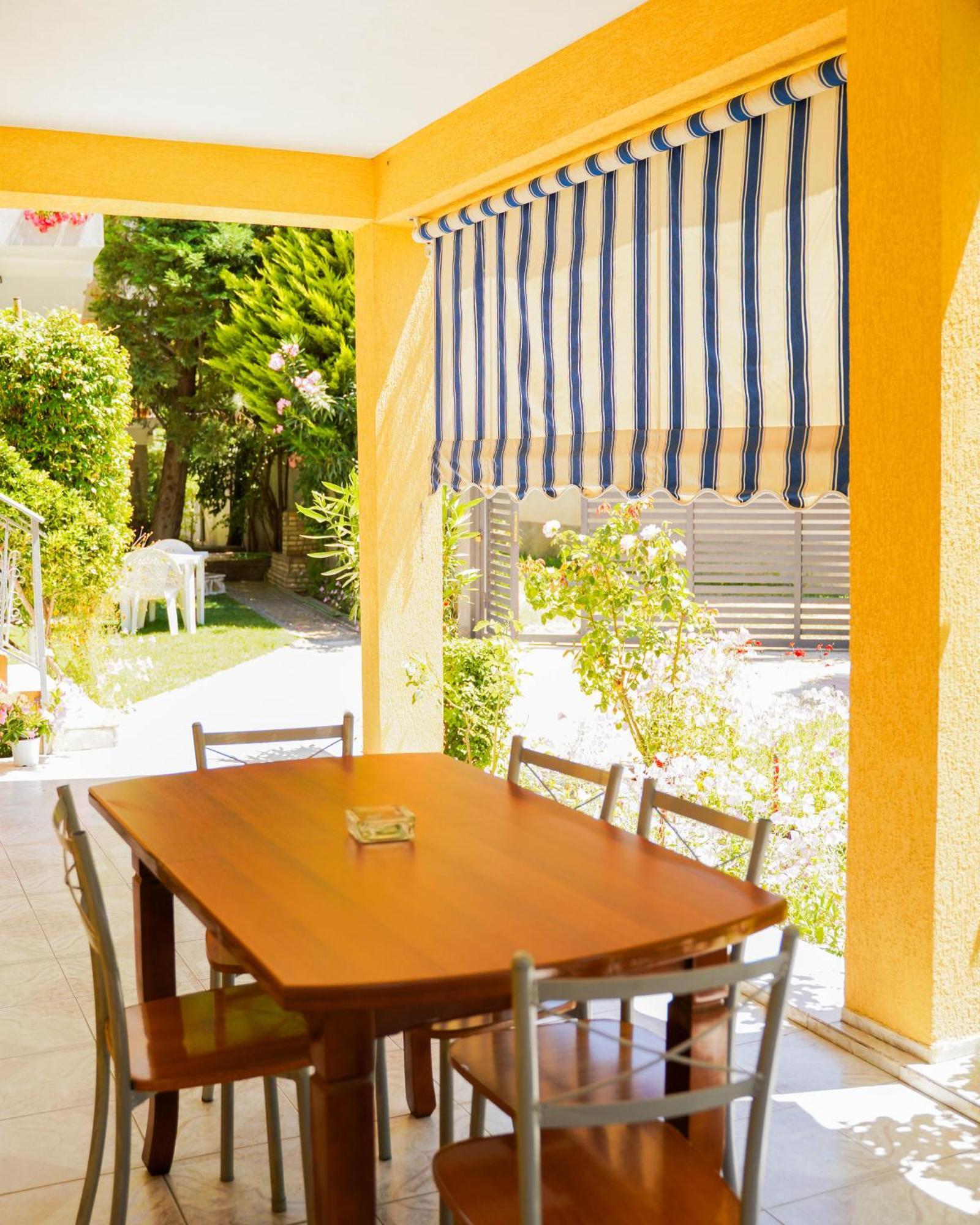 Vila Aliaj Luxury Apartment With 2 Rooms With Private Wonderful Terrace دراس المظهر الخارجي الصورة