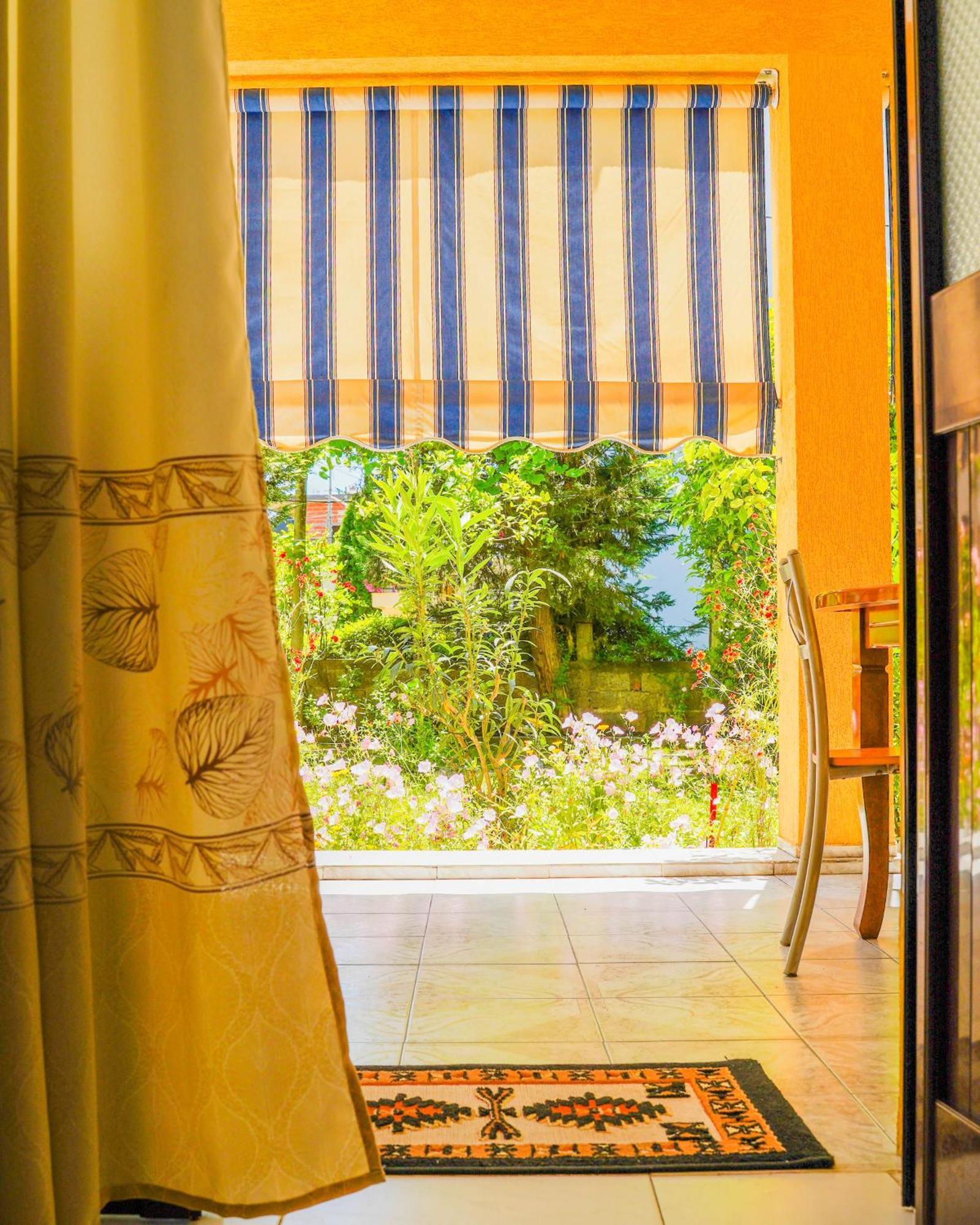 Vila Aliaj Luxury Apartment With 2 Rooms With Private Wonderful Terrace دراس المظهر الخارجي الصورة